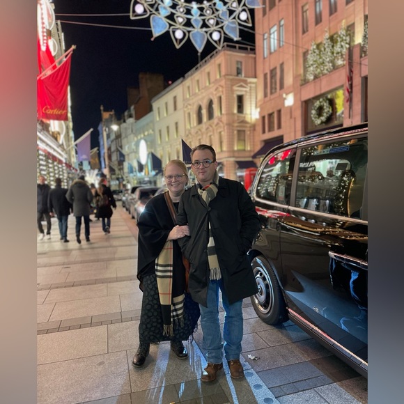 Meet your Posher, Crystal - Picture 2 of 6